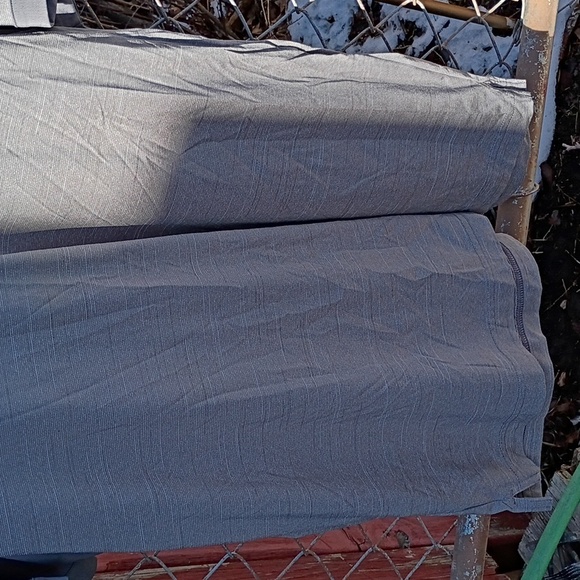 Polos - Picture 11 of 13